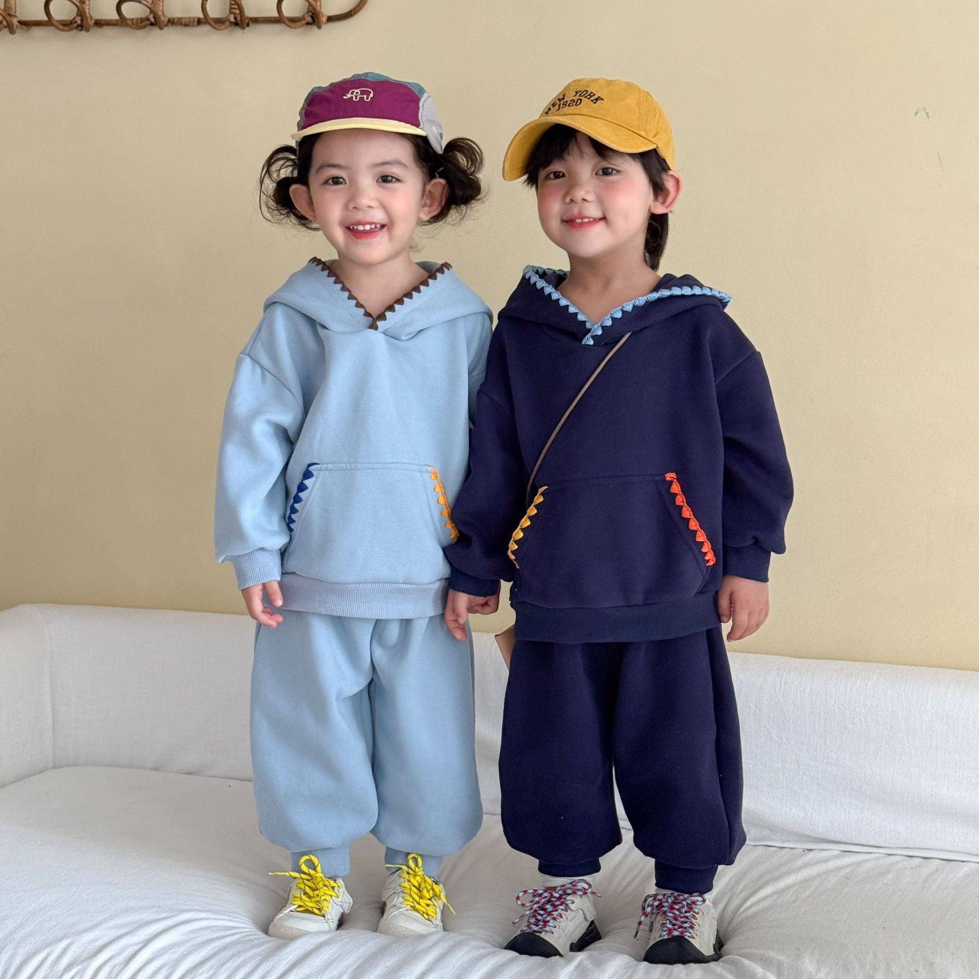 2026年秋新作 子供用長袖服セット 男の子女の子用フード付 - Running Gear Kids のレビューと価格