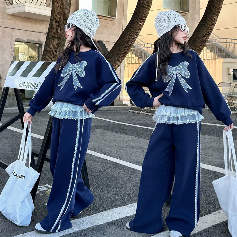 秋の女の子のレースセット子供蝶ネクタイスーツ新しい子供長袖ス - Running Gear Kids のレビューと価格